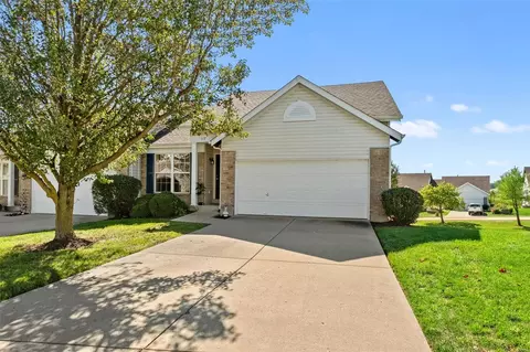 117 Hunters Run Ct, Eureka, MO 63025