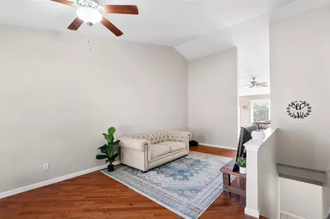Living - 117 Hunters Run Ct, Eureka, MO 63025 photo 1 of 2