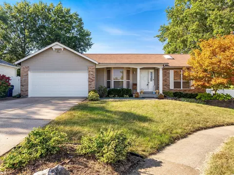4127 Saddle Back Ct, Saint Louis, MO 63129