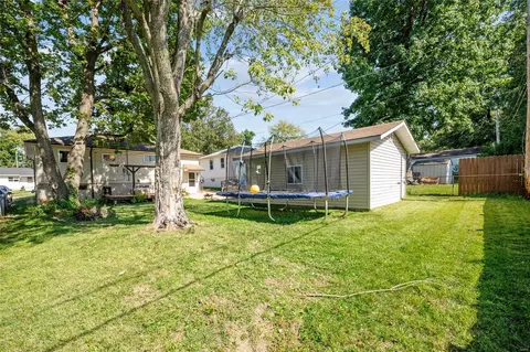 9120 Arvin Pl, Affton, MO 63123 photo 20