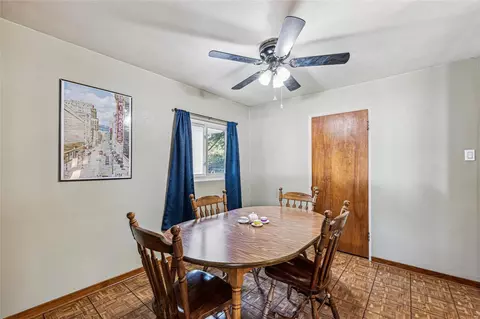 9120 Arvin Pl, Affton, MO 63123 photo 8