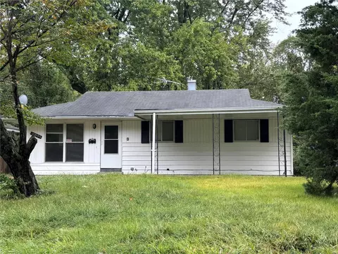 10535 Durness Dr, Saint Louis, MO 63137