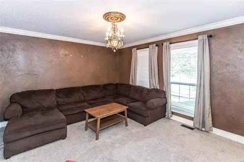 6 Albemarle Ct, O'fallon, MO 63368 photo 4