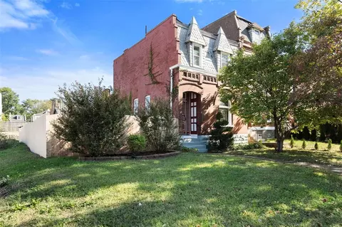 2816 S Jefferson Ave, Saint Louis, MO 63118