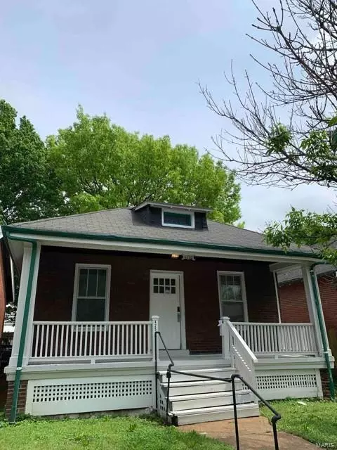 4250 California Ave, Saint Louis, MO 63111