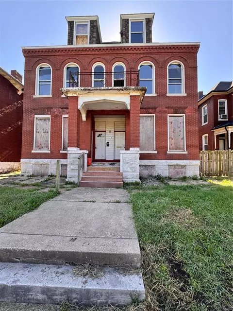 2110 Harris Ave #A, Saint Louis, MO 63107
