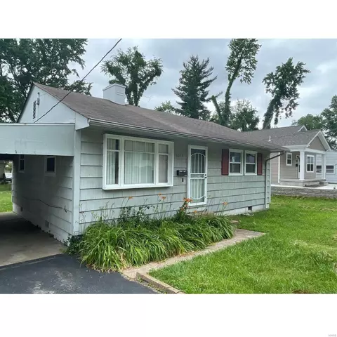 6053 Hancock Ave, Berkeley, MO 63134