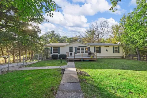 949 Spartan Ln, Foristell, MO 63348