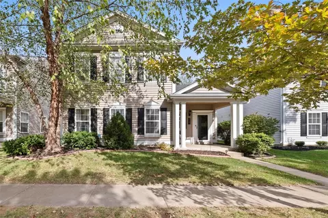 Exterior - 527 Copper Meadows Ln, O'fallon, MO 63368 photo 4 of 11