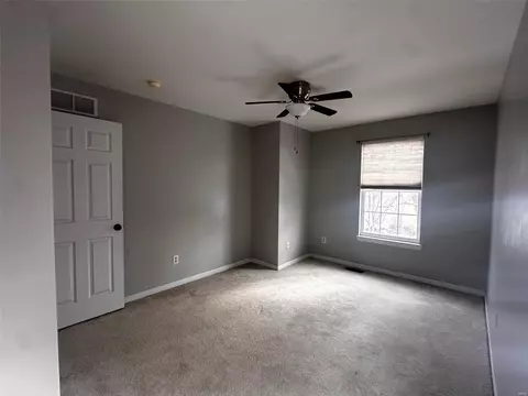 Bedroom - 527 Copper Meadows Ln, O'fallon, MO 63368 photo 5 of 7