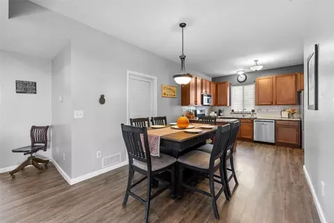 Dining - 527 Copper Meadows Ln, O'fallon, MO 63368 photo 3 of 6