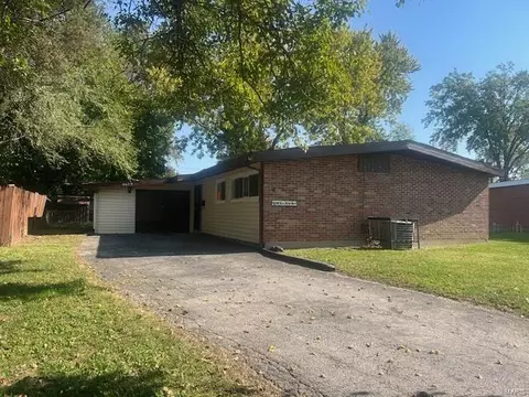 8439 Alder Ave, Saint Louis, MO 63134