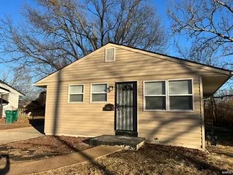 10310 Durness Dr, Saint Louis, MO 63137