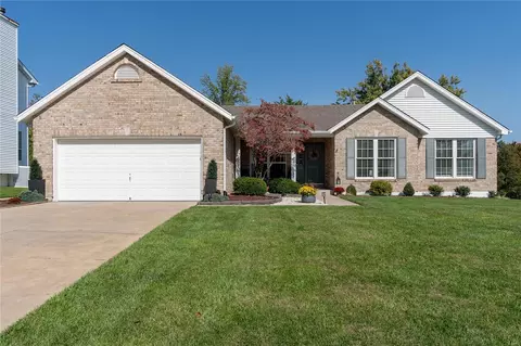 110 Prairie Meadow Ct, St. Peters, MO 63304