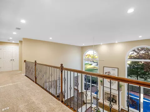Entry Way - 555 Inverrary Ct, Eureka, MO 63025 photo 3 of 3