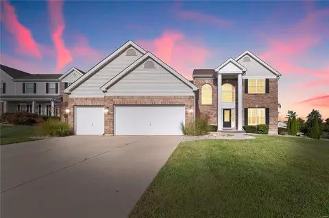 51 Garrick Place Ct, O'fallon, MO 63368