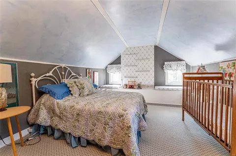 Bedroom - 13 Dromara Rd, Ladue, MO 63124 photo 7 of 7