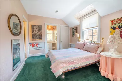 Bedroom - 13 Dromara Rd, Ladue, MO 63124 photo 4 of 7