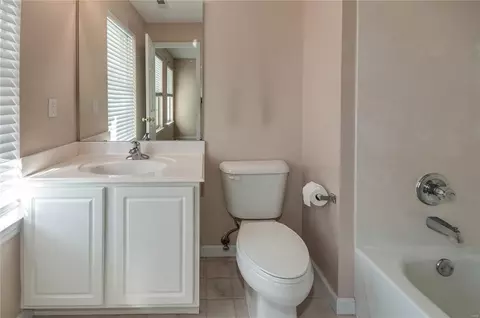 600 Ashmont Dr, Olivette, MO 63132 photo 29