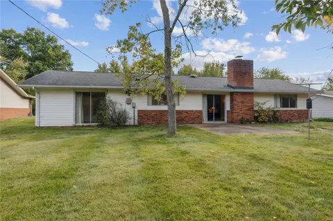 Exterior - 418 Brooktree Dr, Ballwin, MO 63011 photo 6 of 9