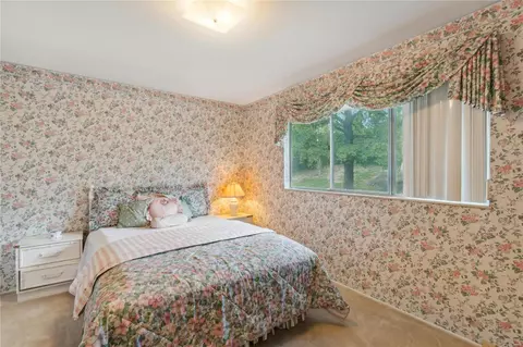 Bedroom - 418 Brooktree Dr, Ballwin, MO 63011 photo 2 of 2