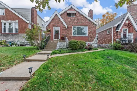 5458 Tholozan Ave, Saint Louis, MO 63109