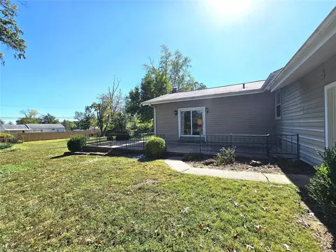 224 Newton Pl, Ballwin, MO 63021 photo 18