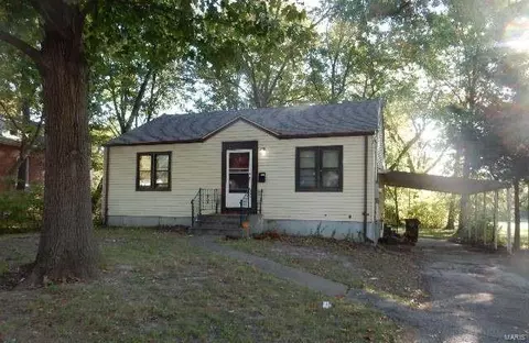 356 S Harvey Ave, Saint Louis, MO 63135