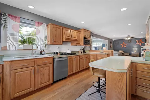 9866 Sappington Rd, Saint Louis, MO 63128 photo 12