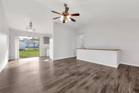 Living - 1310 Half Moon Dr, O'fallon, MO 63366 photo 2 of 4