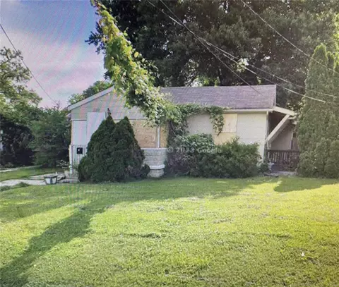 6250 Madison Ave, Saint Louis, MO 63134