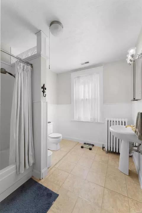 7700 Devonshire Ave, Saint Louis, MO 63119 photo 20