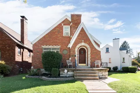 5648 Walsh St, Saint Louis, MO 63109