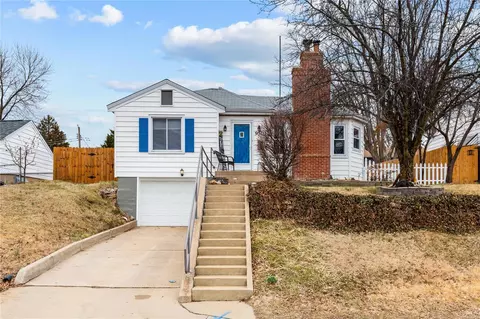 9501 Mackenzie Rd, Saint Louis, MO 63123
