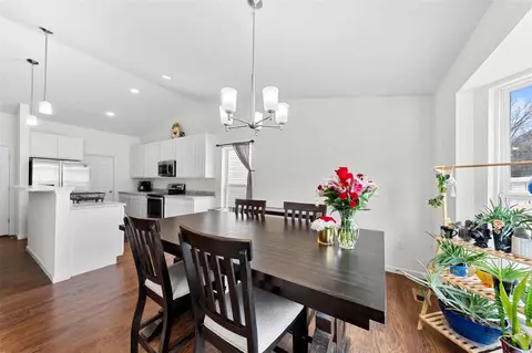 Dining - 11054 Arbor Gardens Dr, Bridgeton, MO 63044 photo 2 of 3