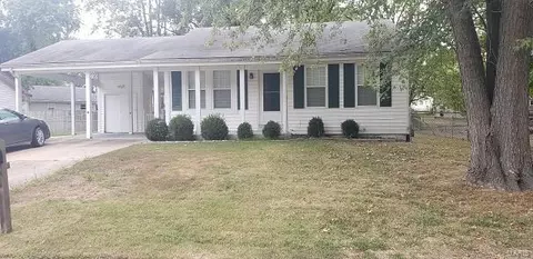 32 Huntsman Trl, Saint Peters, MO 63376