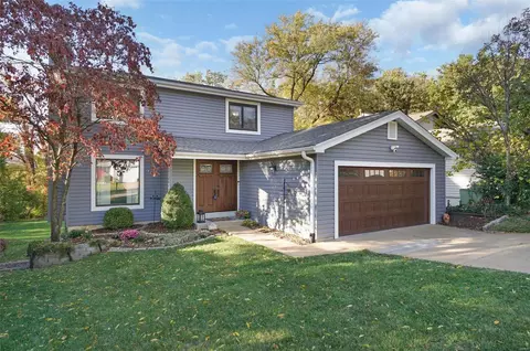 1571 Meadowside Dr, Saint Louis, MO 63146
