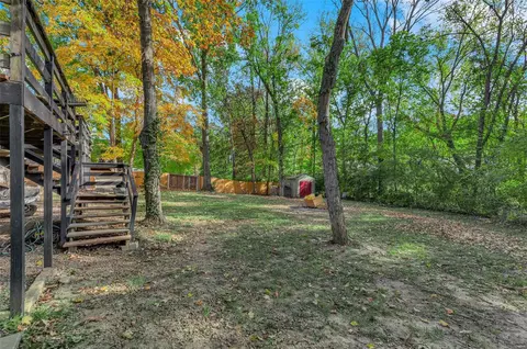 Exterior - 800 Forest Run Dr, Eureka, MO 63025 photo 7 of 8