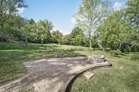 Exterior - 716 Guenevere Dr, Ballwin, MO 63011 photo 8 of 9