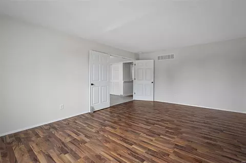 Bedroom - 716 Guenevere Dr, Ballwin, MO 63011 photo 1 of 4
