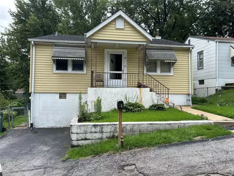 38 Anistasia Dr, Saint Louis, MO 63135