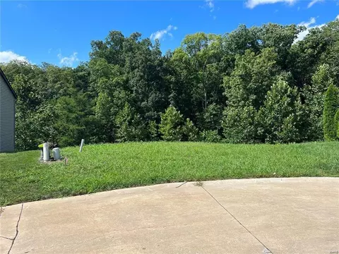 4225 Napa View Ln, Saint Charles, MO 63304
