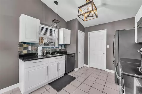 601 Midland Dr, O'fallon, MO 63366 photo 7