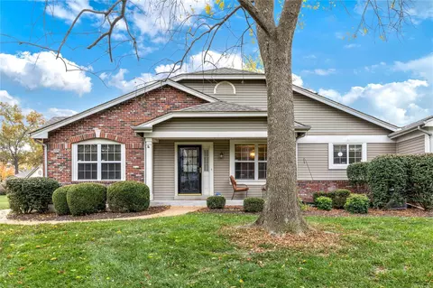 15704 Lamar Ridge Ct, Chesterfield, MO 63017