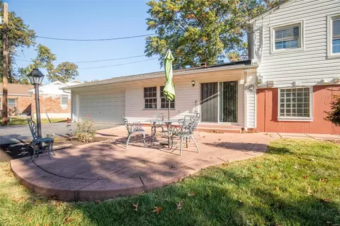 321 Nantucket Dr, Ballwin, MO 63011 photo 22