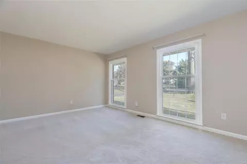 321 Nantucket Dr, Ballwin, MO 63011 photo 5