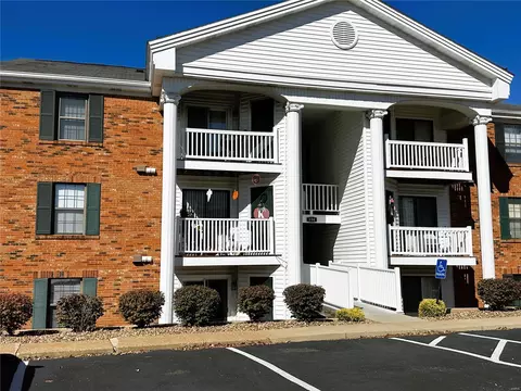 134 Jubilee Hill Dr #B, Wildwood, MO 63040