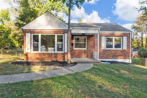 1434 Wells Ave, Saint Louis, MO 63119