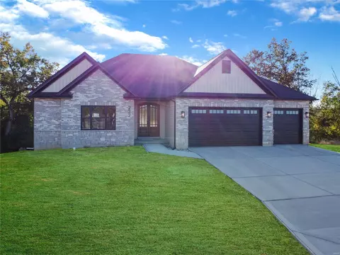 222 Great Bear Pass, Foristell, MO 63348