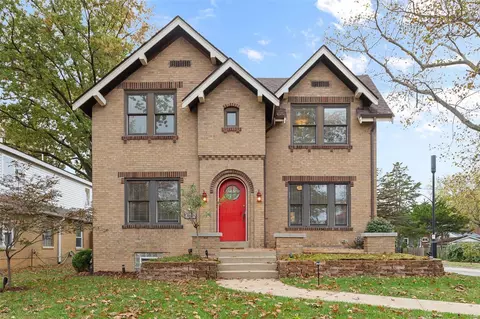 4096 Holly Hills Blvd, Saint Louis, MO 63116